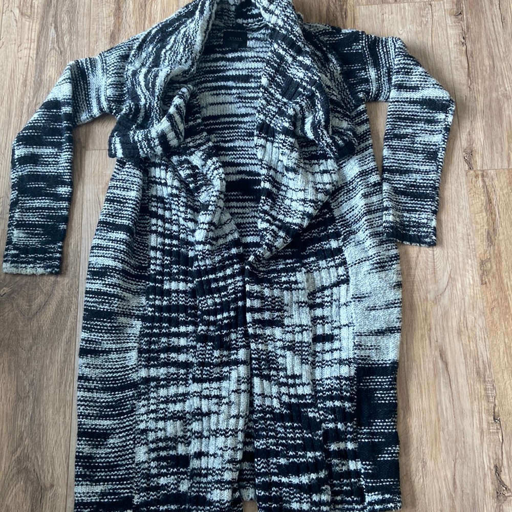 Guess xs chunky cardigan sweater